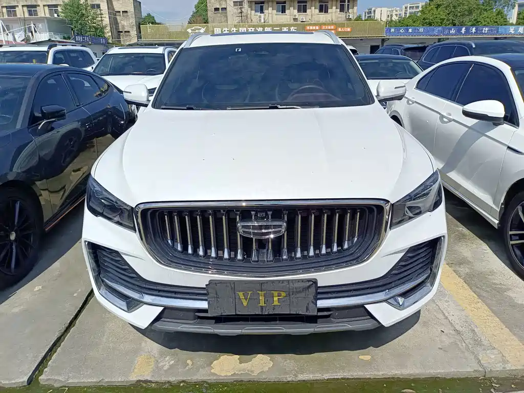 Geely Xingyue L — миниатюра 2
