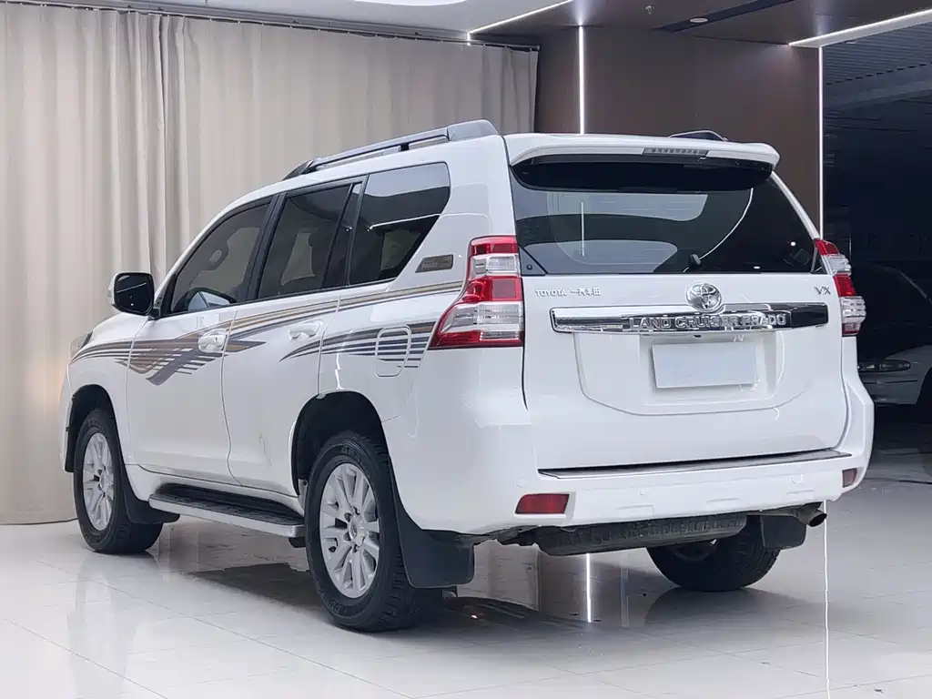 Toyota Prado — миниатюра 17