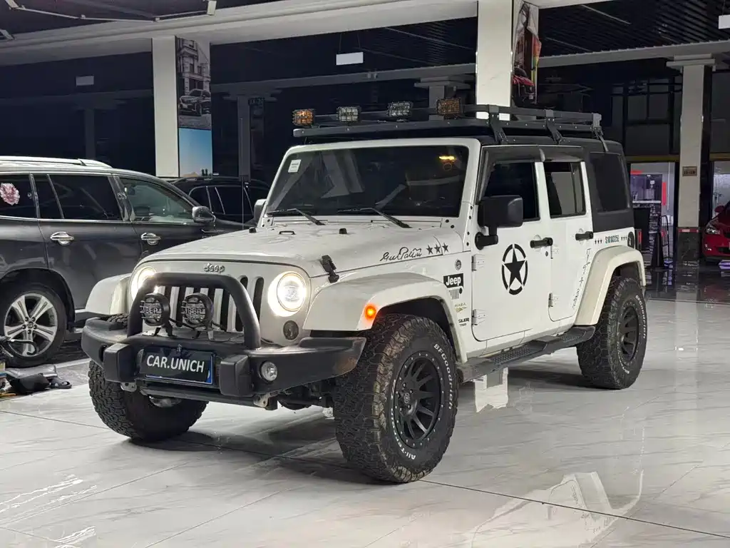 Купить Jeep Wrangler