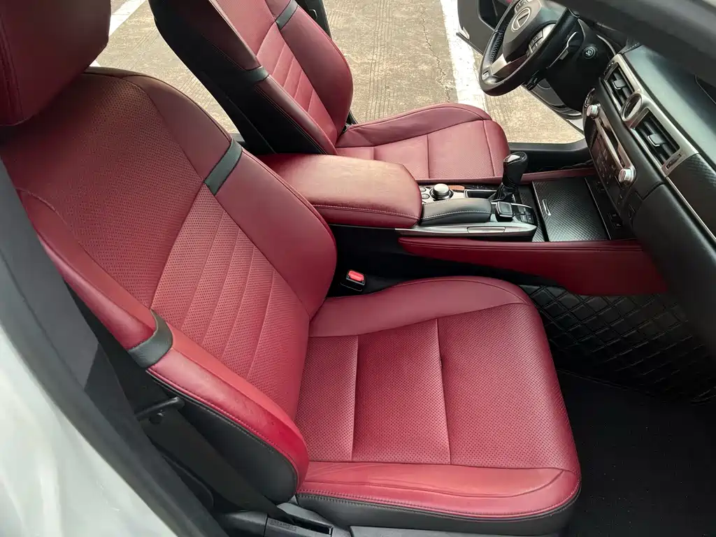 Lexus GS — миниатюра 8