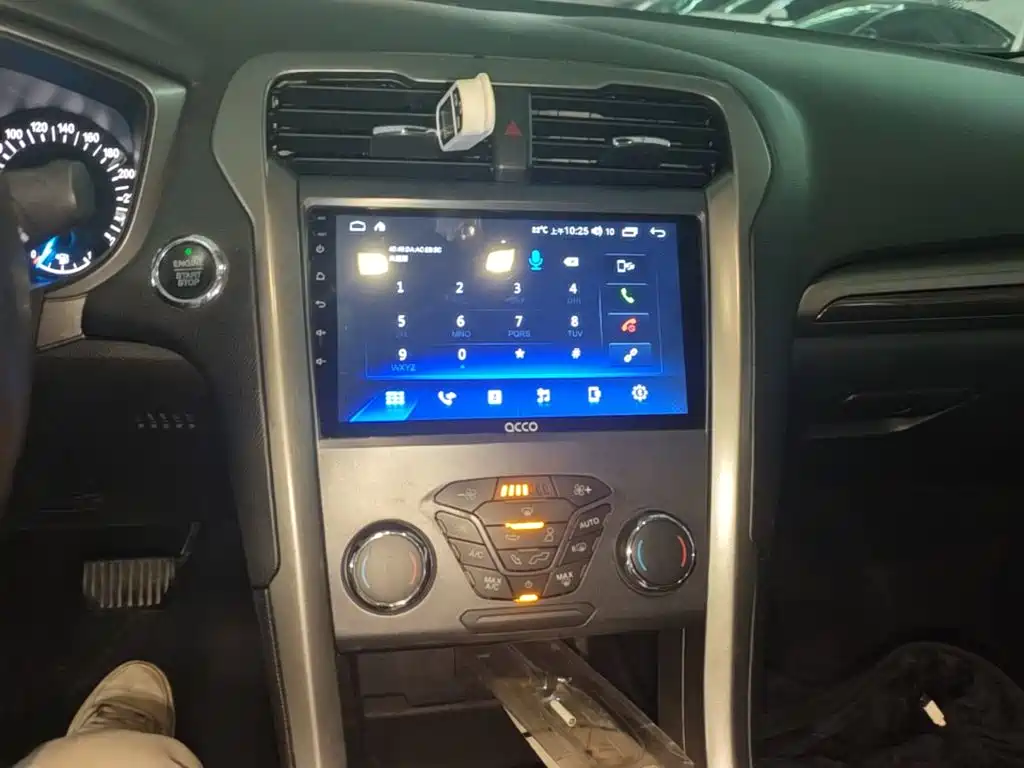 Ford Mondeo — миниатюра 13