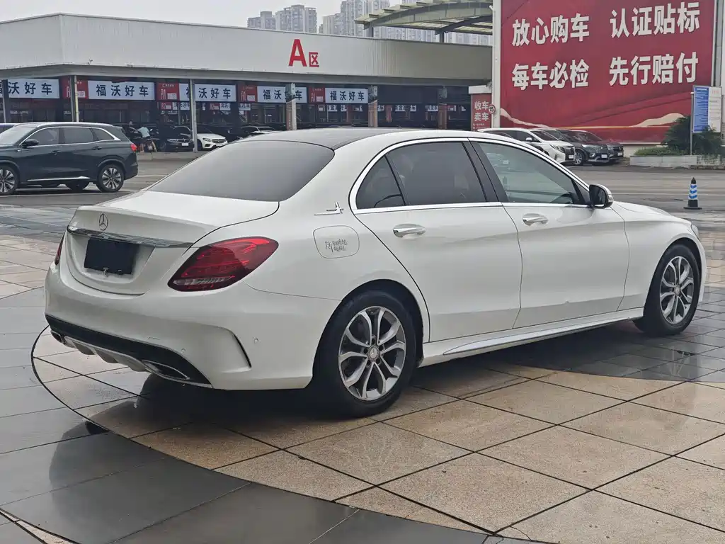 Mercedes-Benz C-Class — миниатюра 15