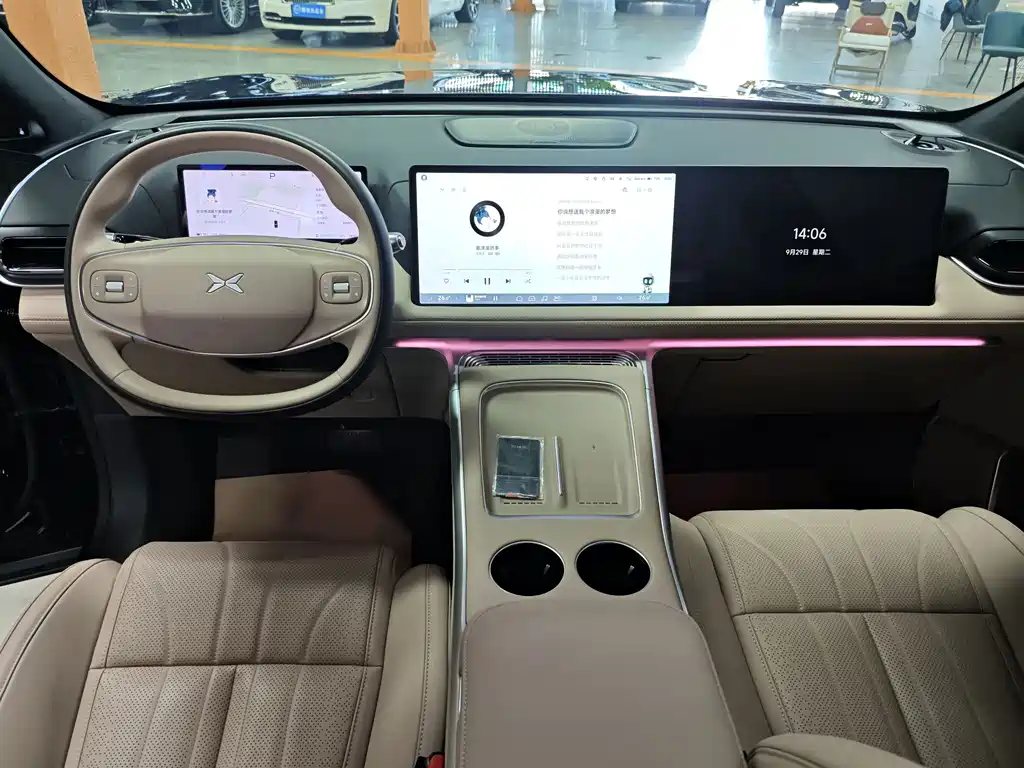 XPeng G9 — миниатюра 10