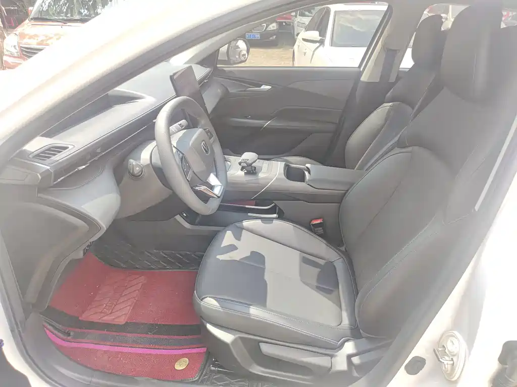 Changan Eado — миниатюра 5