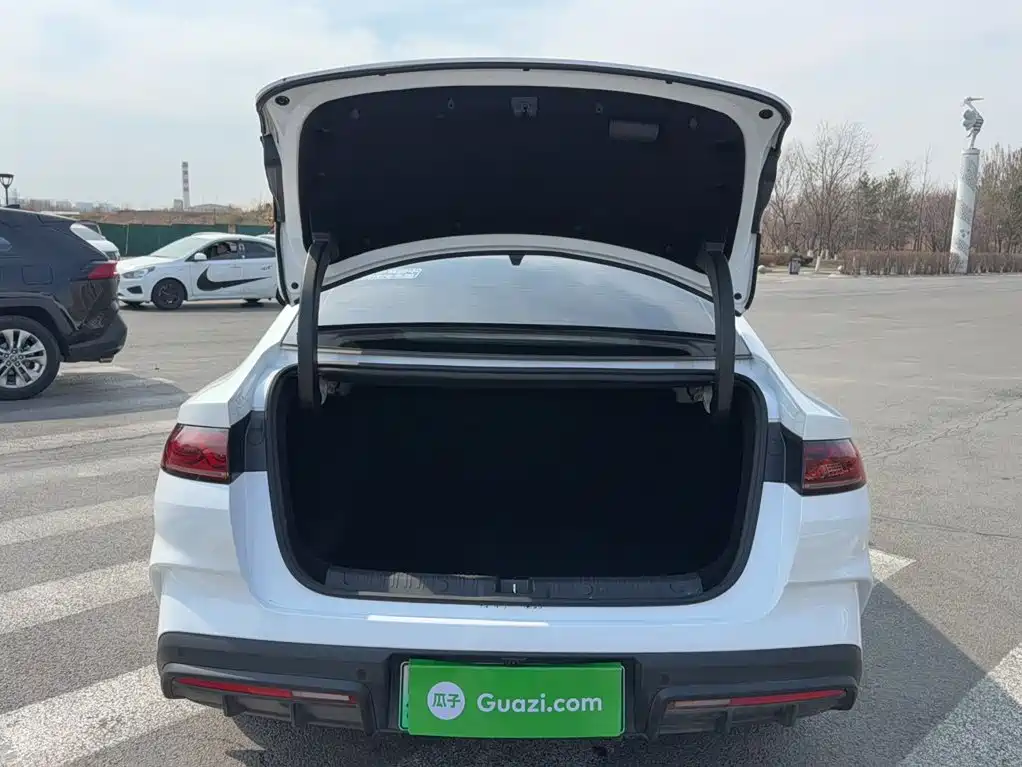 BYD Qin L L 2025 DM-i Smart Drive 80KM Lead