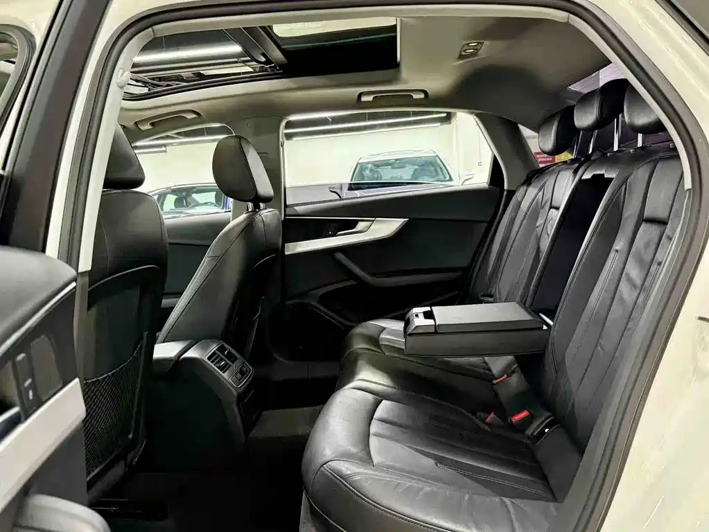 Audi A4L 2018 30 40 TFSI Fashion