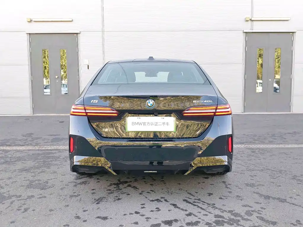 BMW i5 — миниатюра 3
