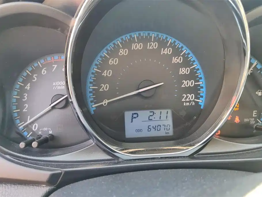 TOYOTA YARIS L ZHIXUAN