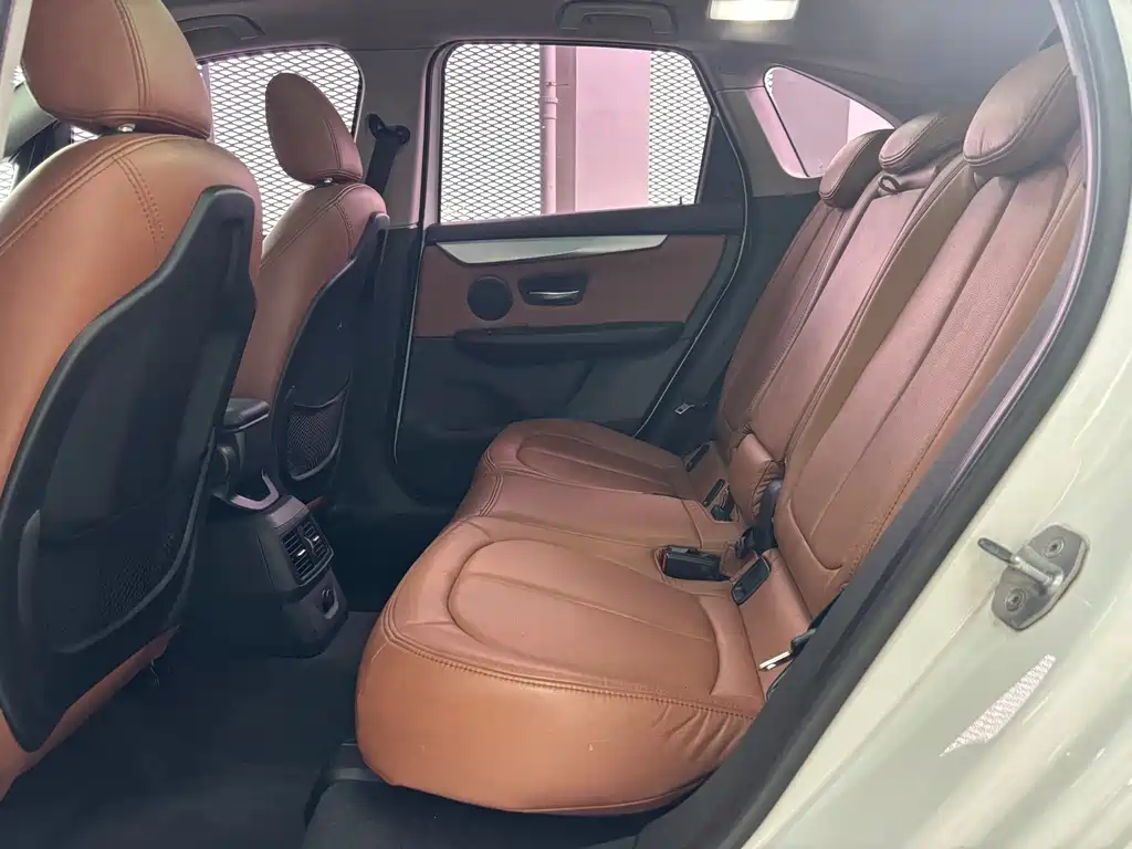 BMW 2 серии 2 2016 218i Lead