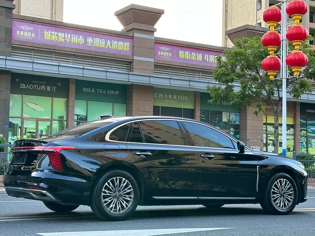RED FLAG HONGQI H5