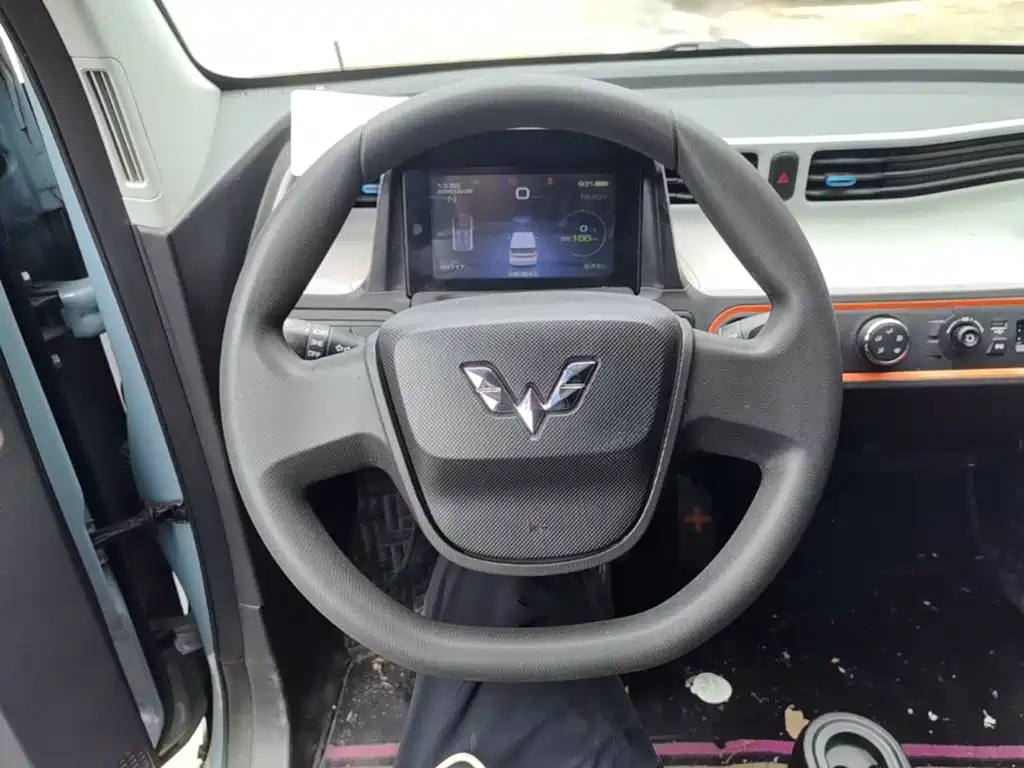 Wuling MINIEV — миниатюра 11