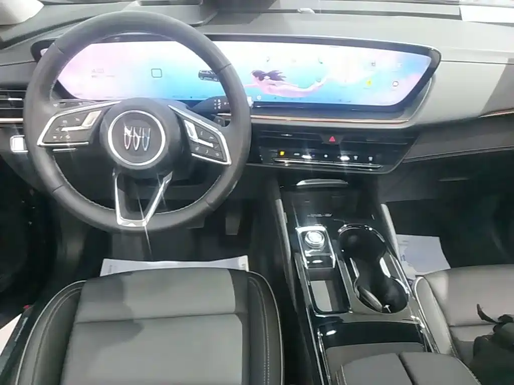 Buick Envision Plus — миниатюра 10