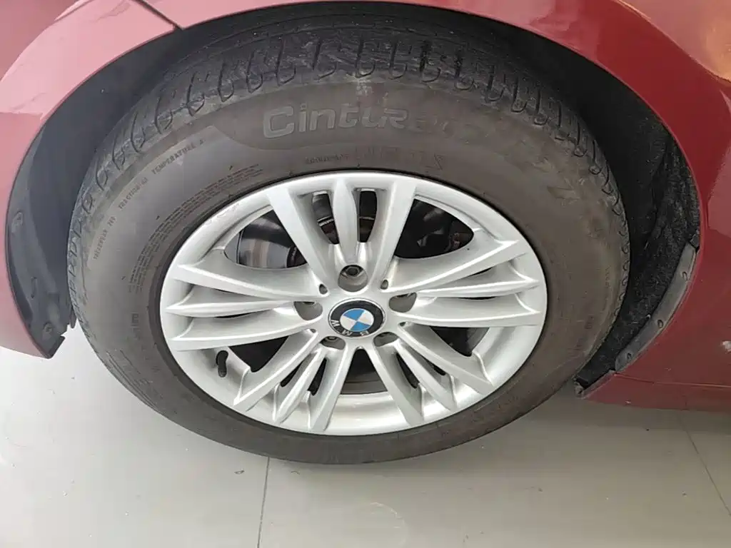 BMW 3 Series — миниатюра 23