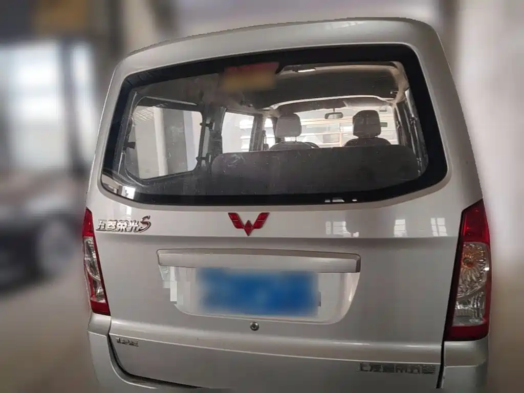Wuling Rongguang — миниатюра 8