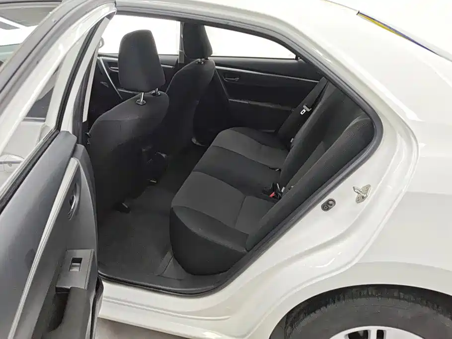 Toyota Corolla — миниатюра 11