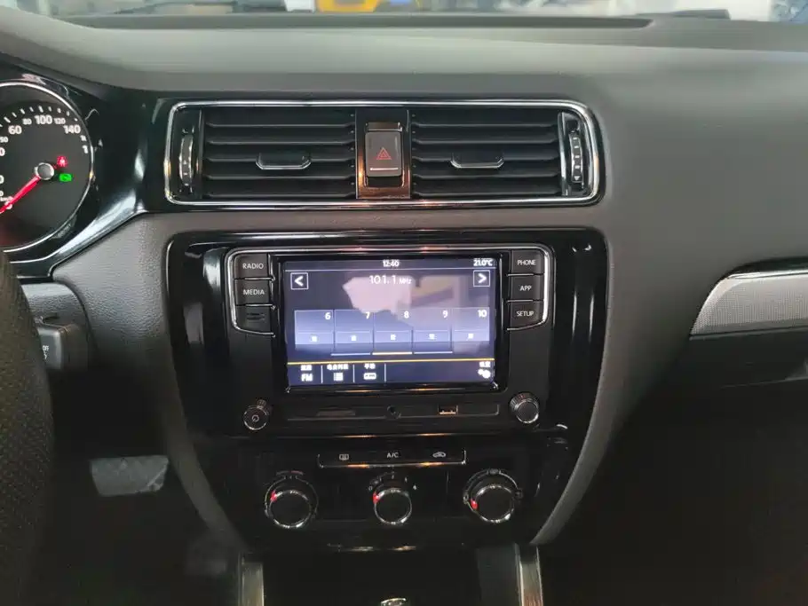 Volkswagen Sagitar — миниатюра 13