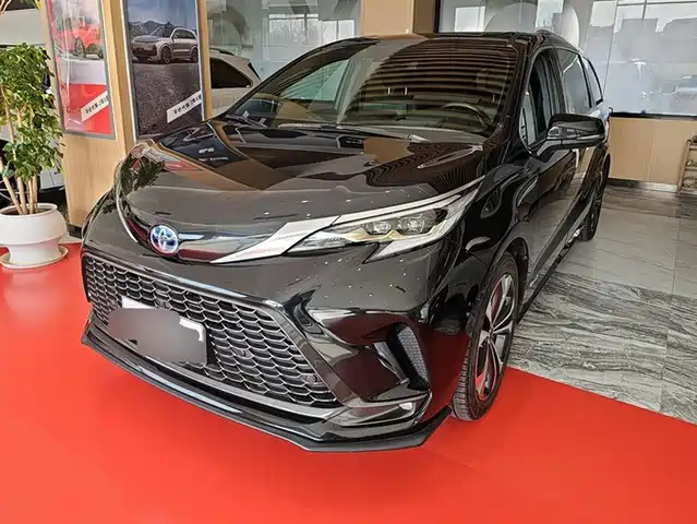 TOYOTA GREVIA 2023