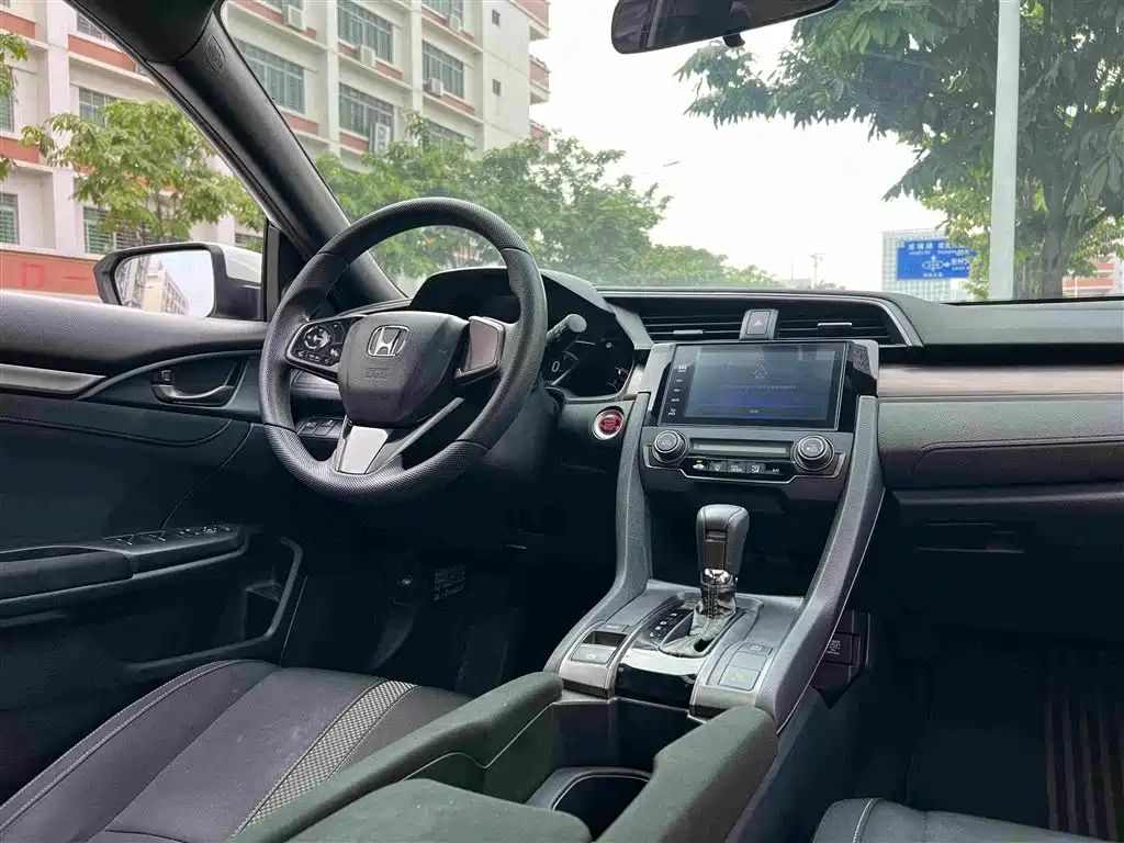 Honda Civic — миниатюра 11