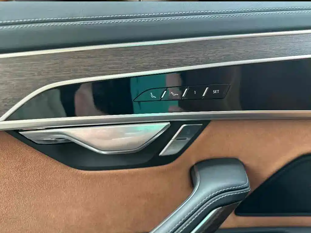 Audi A8 2023 A8L 55 TFSI quattro Flagship