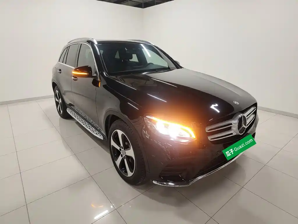 Mercedes-Benz GLC 2018 GLC 260 4MATIC Luxury