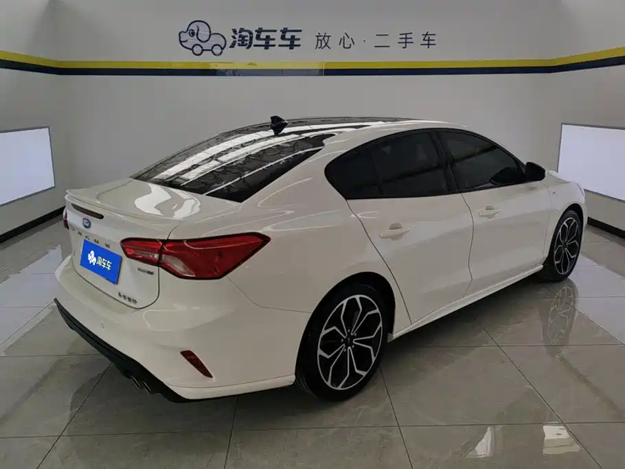 Ford Focus — миниатюра 3