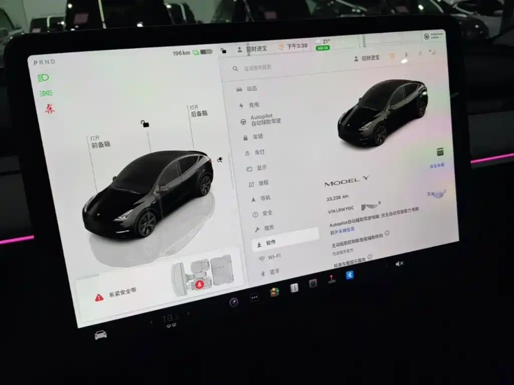 Tesla Model Y 2023 — фото 11