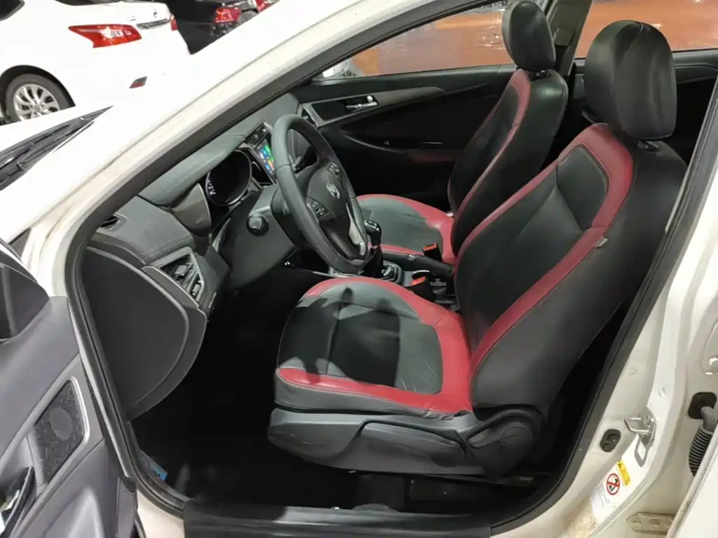 Changan Eado XT — миниатюра 15