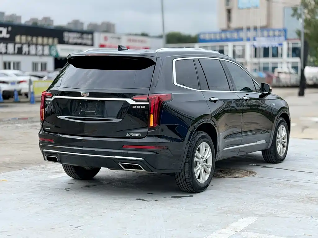 Cadillac XT6 — миниатюра 7