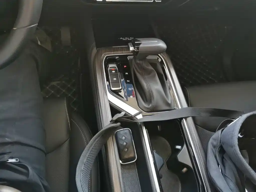 Wuling Jiachen — миниатюра 14