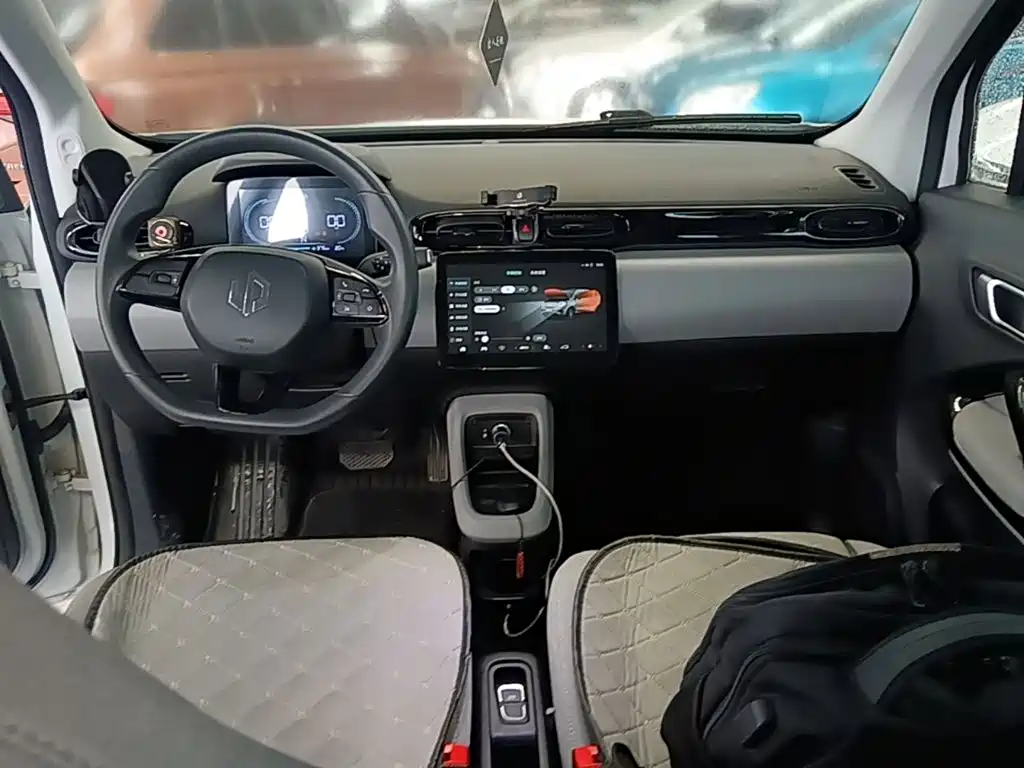Leapmotor Leapmotor T03 — миниатюра 10