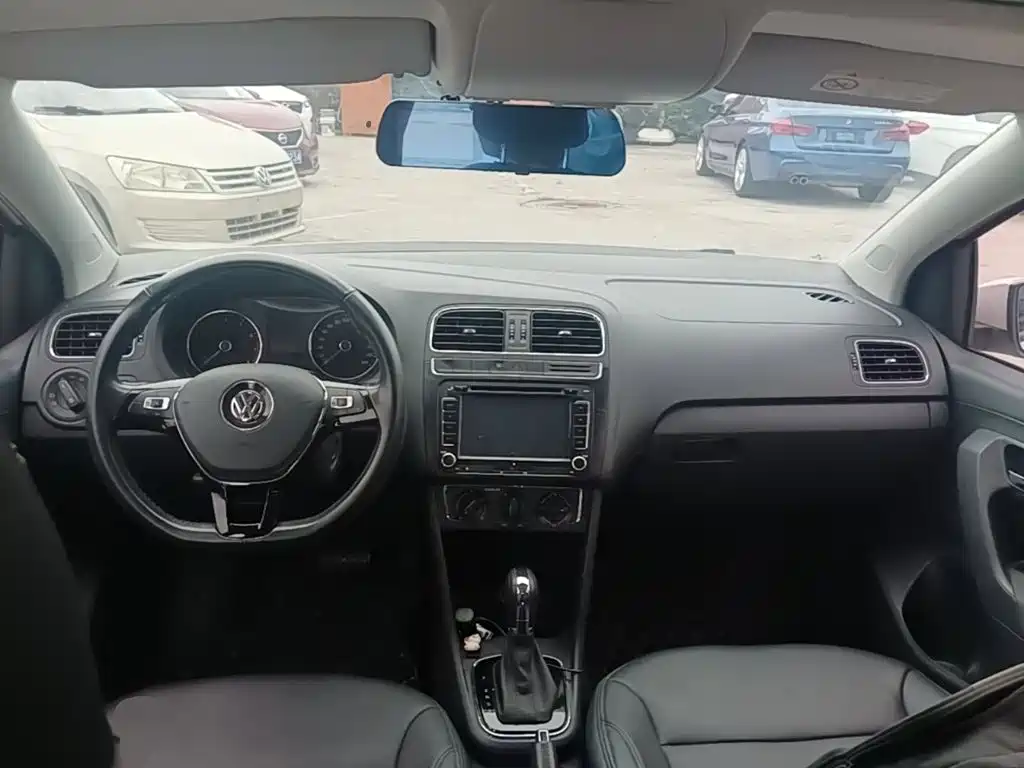 Volkswagen Polo — миниатюра 10
