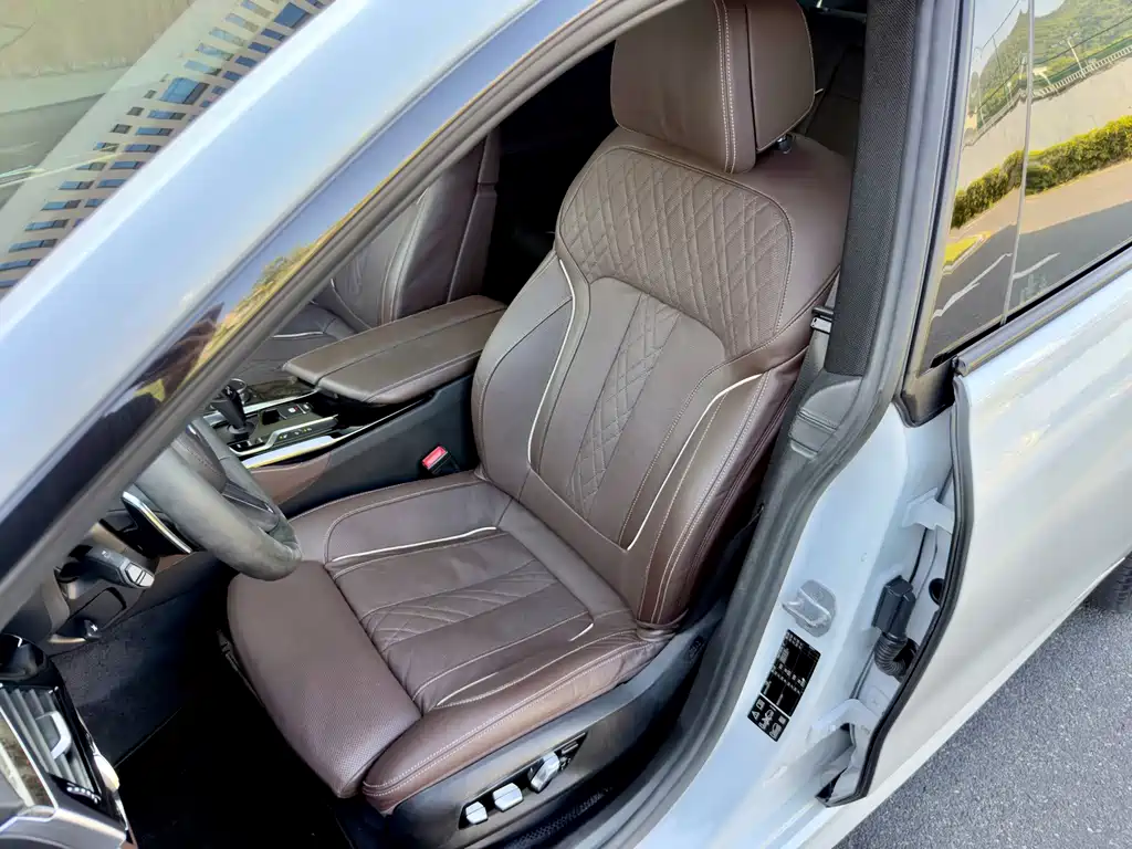 BMW 6 Series GT — миниатюра 17