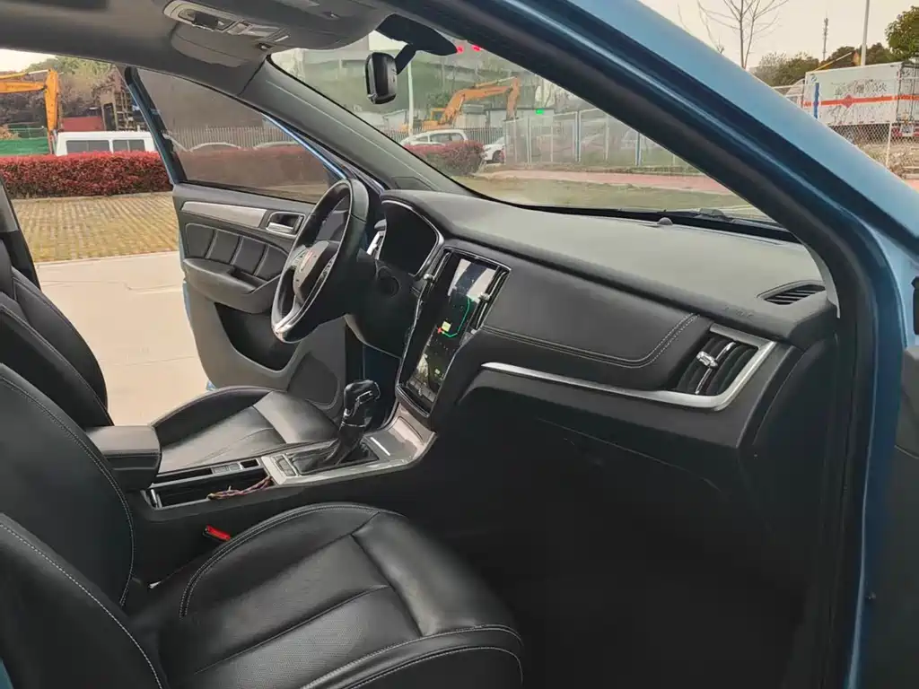 Roewe RX5 30T 2WD Auto Internet Smart Edition, фото 11