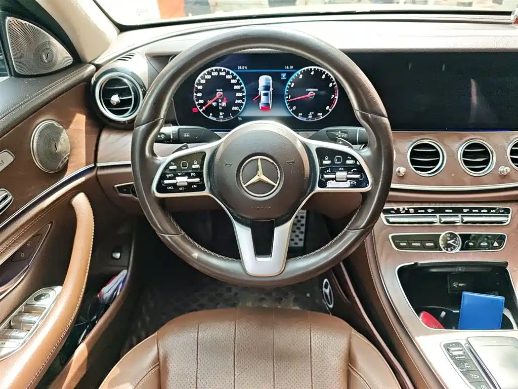Mercedes-Benz E-Class E 2019 E 300 L Fashion