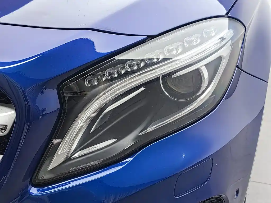 Mercedes-Benz GLA — миниатюра 7