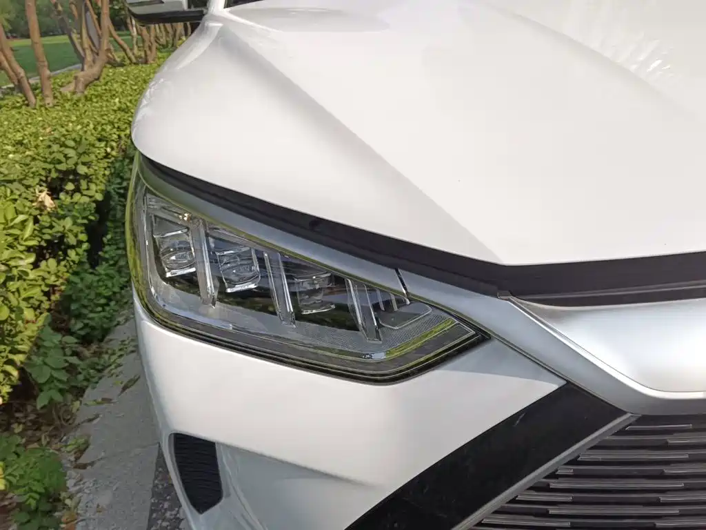 BYD PLUS New Energy — миниатюра 7