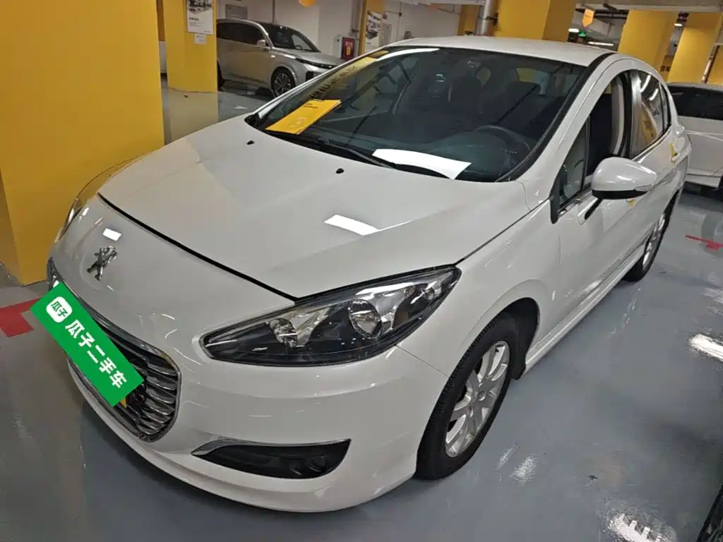Peugeot 308 — миниатюра 2