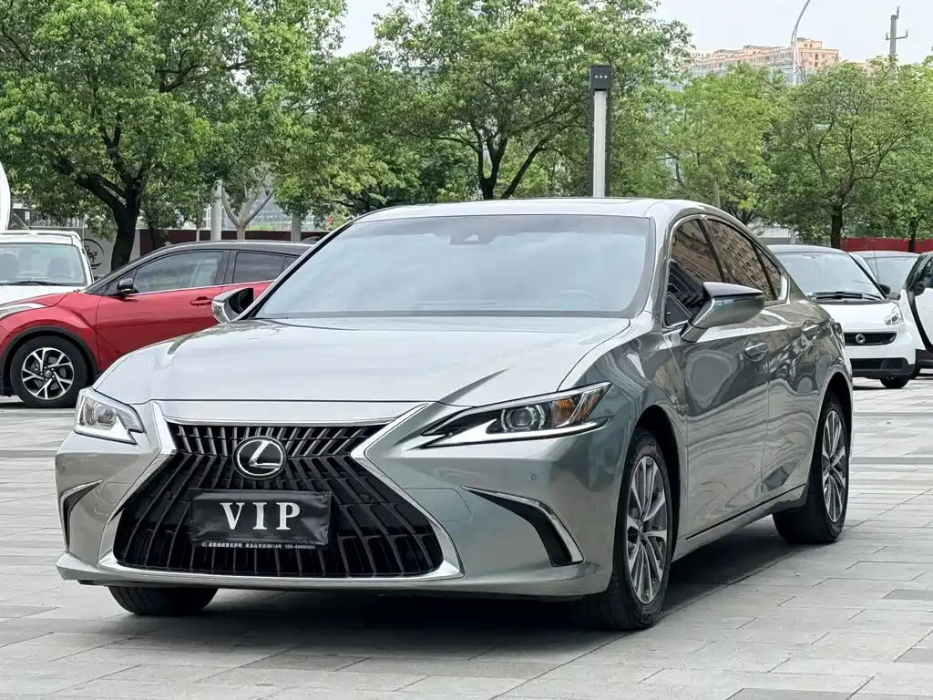 Lexus ES 2022 200 Excellence Edition