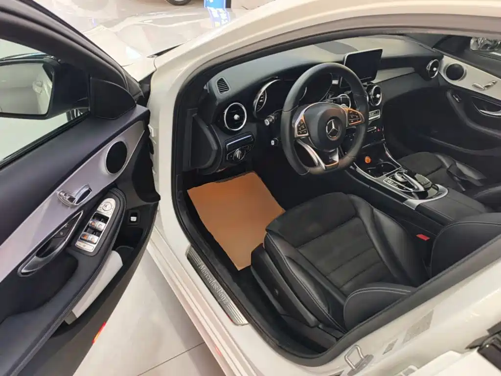 Mercedes-Benz C-Class — миниатюра 16
