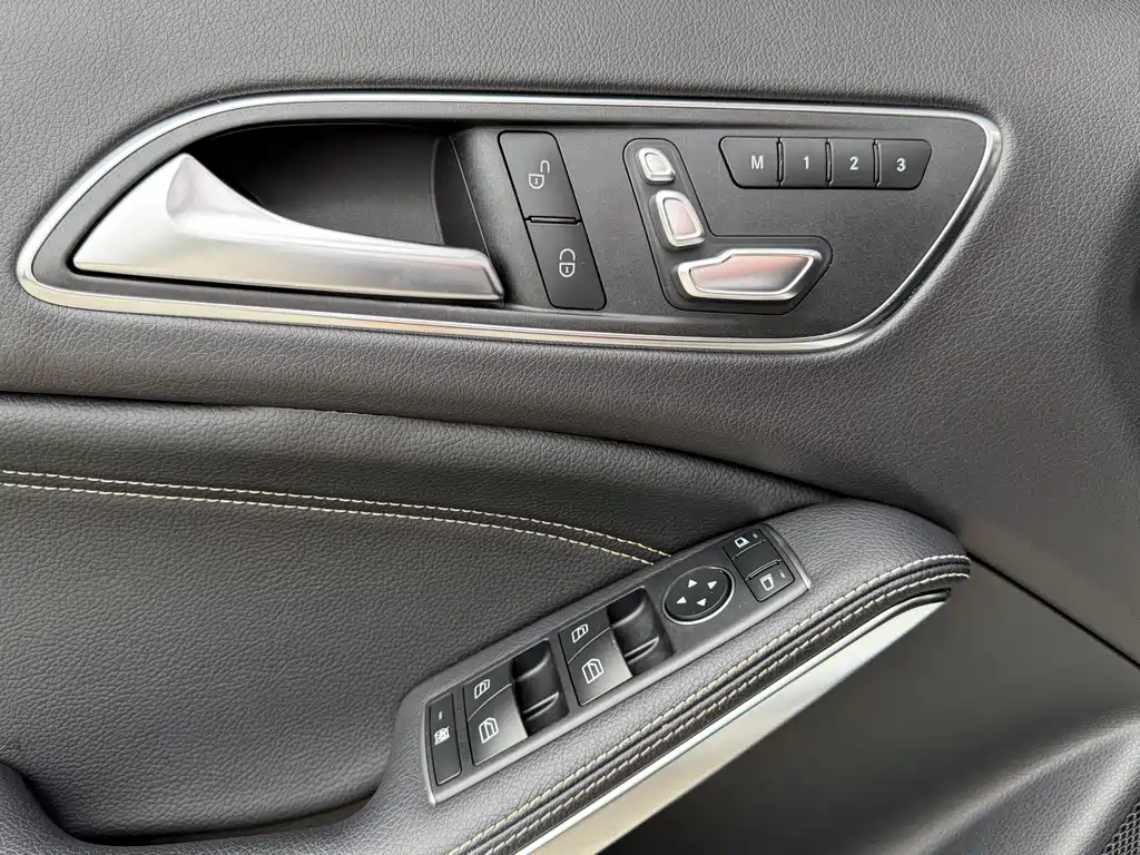 Mercedes-Benz GLA — миниатюра 14