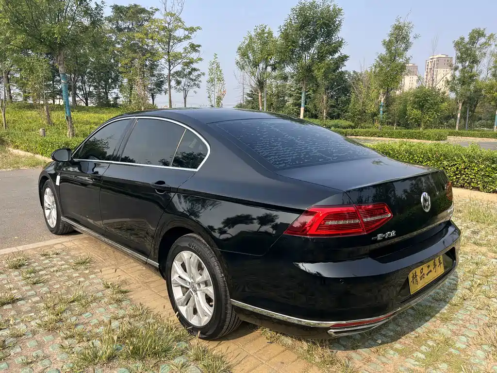 Volkswagen Sagitar — миниатюра 9
