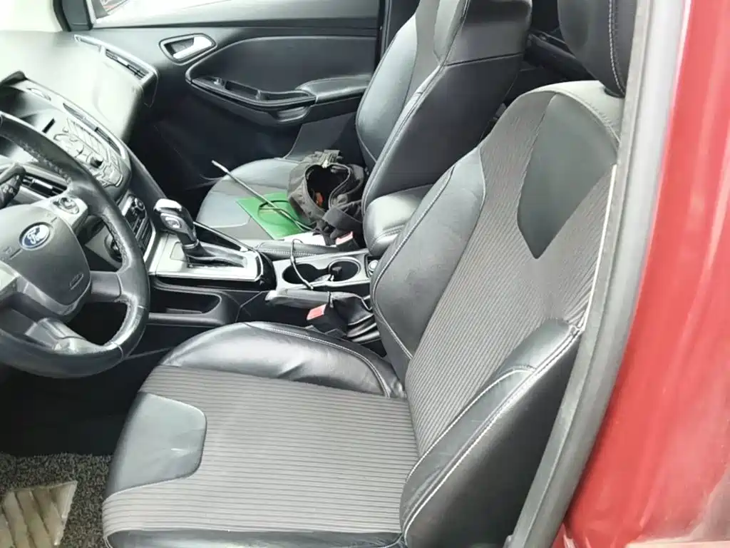 Ford Focus — миниатюра 20