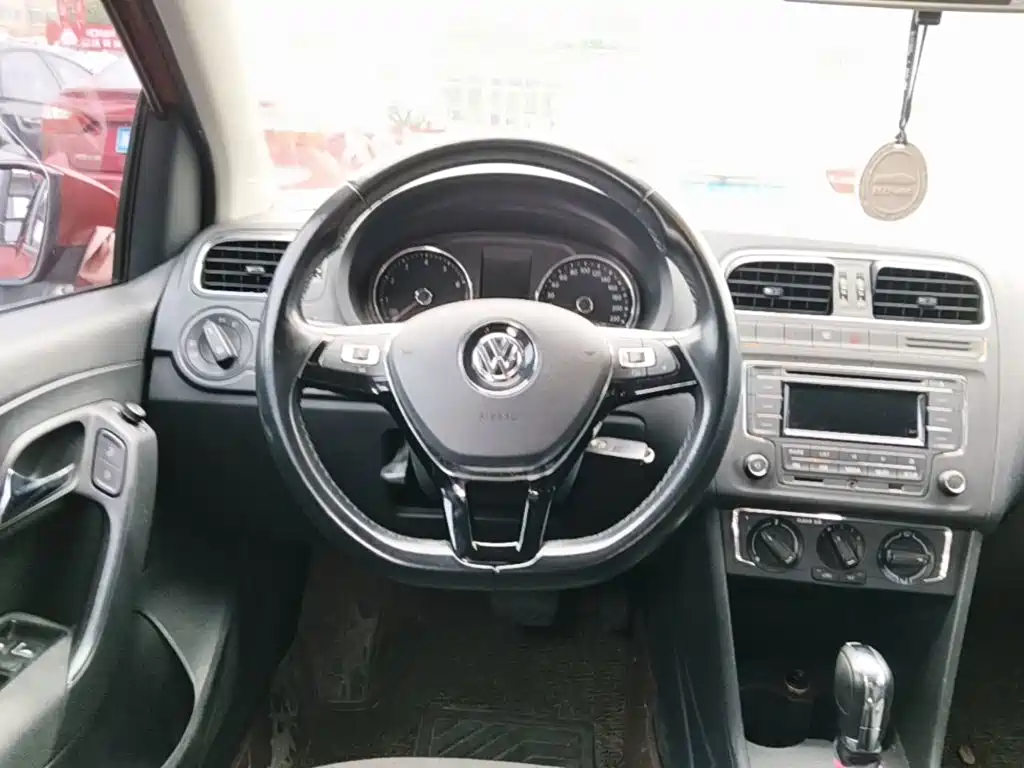 Volkswagen Polo — миниатюра 15