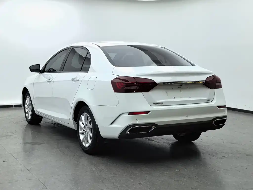 Geely Emgrand — миниатюра 4