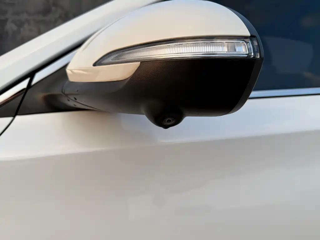 Changan Eado — миниатюра 4
