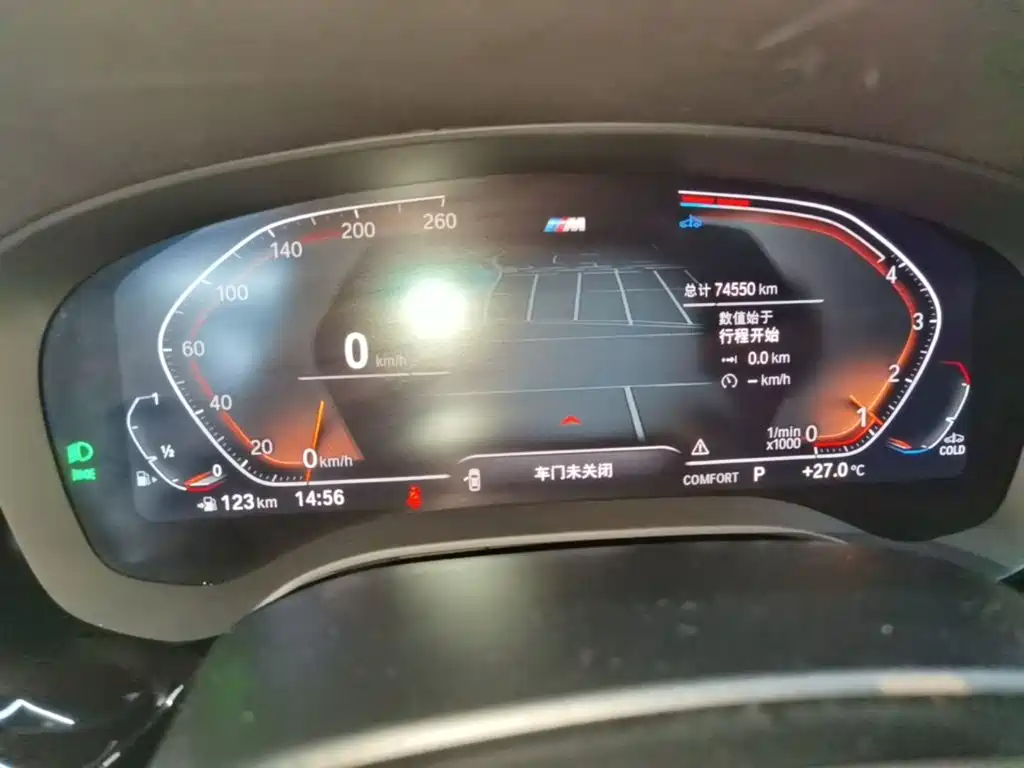 BMW 5 Series — миниатюра 12