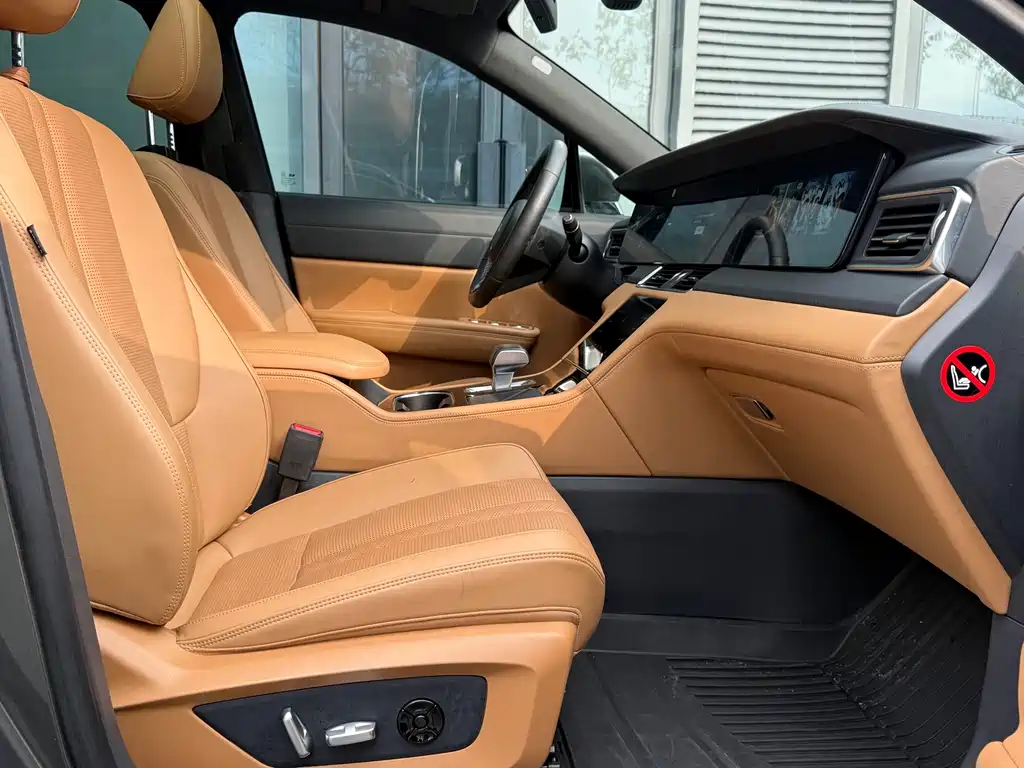 Li Auto Li ONE — миниатюра 13