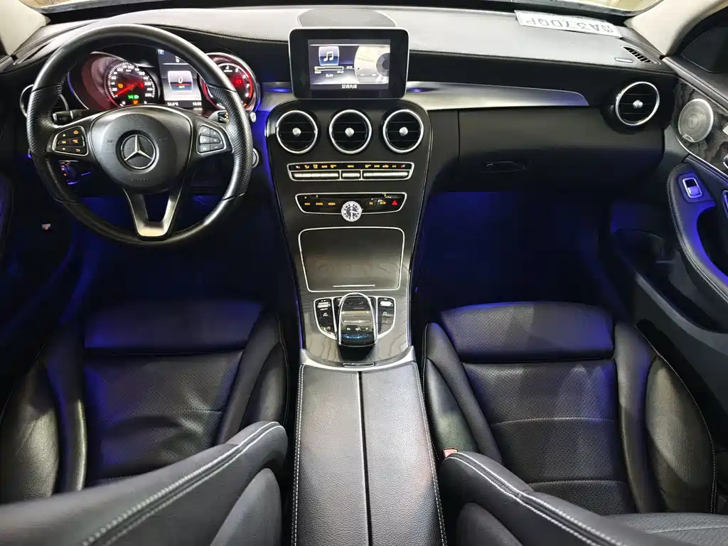 Mercedes-Benz C-Class — миниатюра 18
