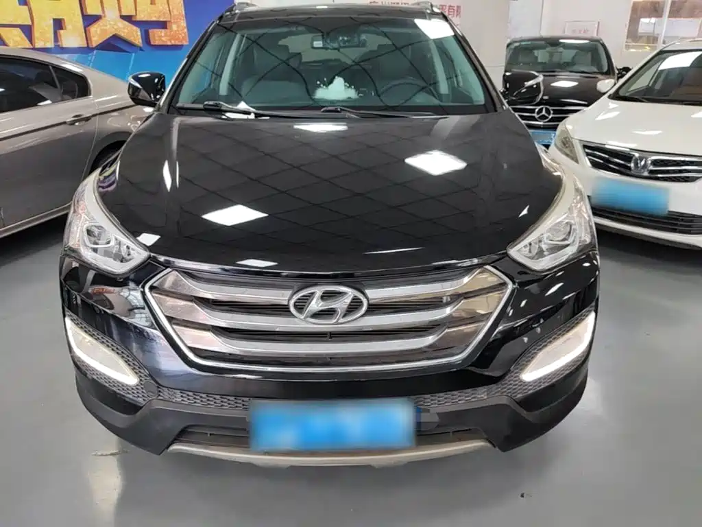 Hyundai Santa Fe — миниатюра 3