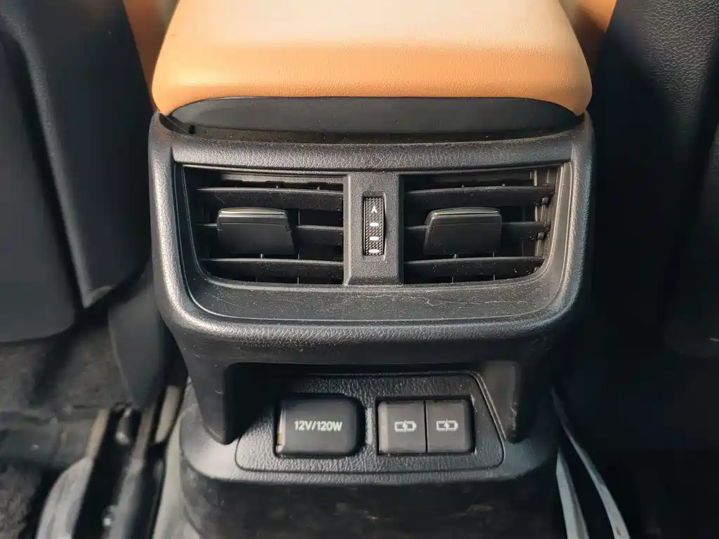 Lexus ES 2022 — фото 15